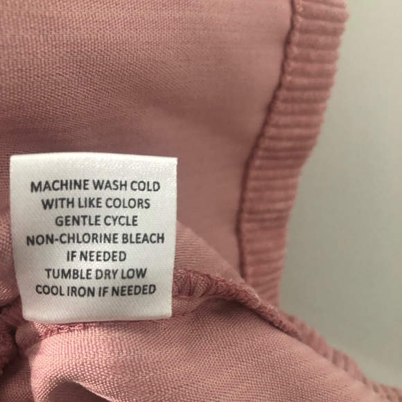 EUC,Trende Girl, Size 8, Dusty Rose Corduroy Dress with Buttons down the front - Picture 4 of 5